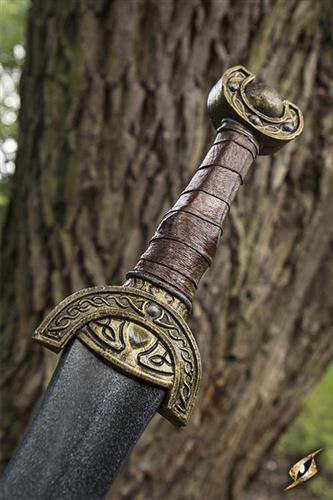Celtic Leaf