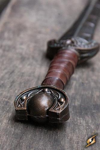 Battleworn Celtic Leaf
