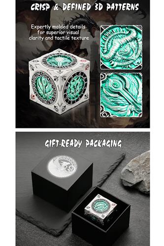 Cube Spinner Dice - Green & Silver