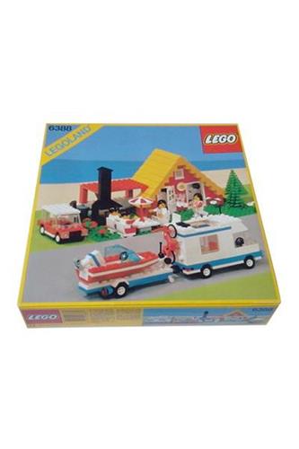LEGO 6388 - Holiday Home with Caravan