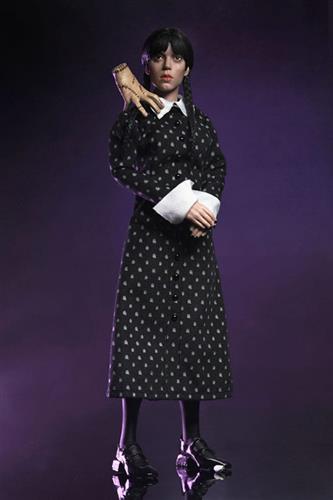 Wednesday Action Figure Wednesday (Classic Dress) 20 cm