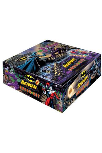BATMAN - Chess Set - Batman VS. Joker