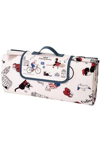 Kiki's Delivery Service - Wild Flowers Isoleret Picnictæppe 141x180cm